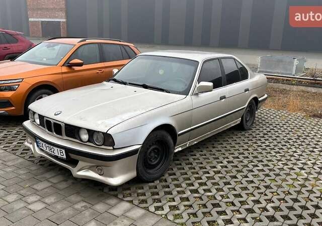 Серый БМВ 5 Серия, объемом двигателя 2.5 л и пробегом 430 тыс. км за 1999 $, фото 1 на Automoto.ua