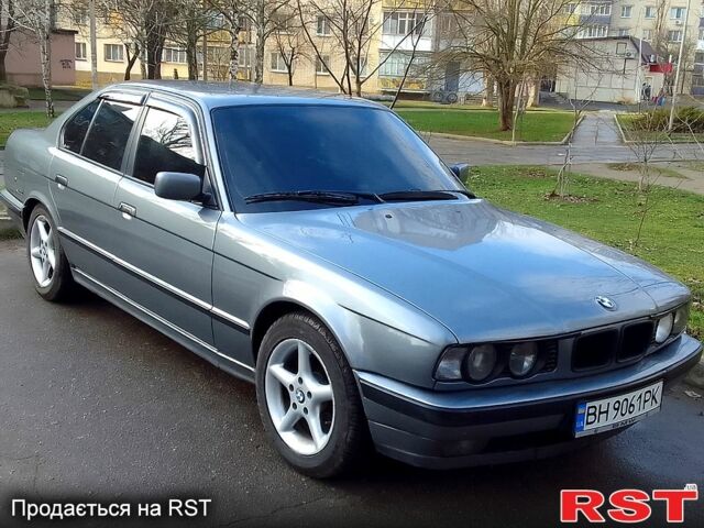 Серый БМВ 5 Серия, объемом двигателя 2 л и пробегом 0 тыс. км за 2600 $, фото 1 на Automoto.ua