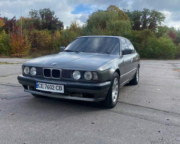 Серый БМВ 5 Серия, объемом двигателя 1.99 л и пробегом 300 тыс. км за 1900 $, фото 1 на Automoto.ua