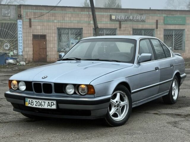 Серый БМВ 5 Серия, объемом двигателя 2 л и пробегом 400 тыс. км за 2300 $, фото 1 на Automoto.ua