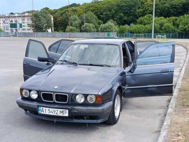 Сірий БМВ 5 Серія, об'ємом двигуна 2.5 л та пробігом 420 тис. км за 1989 $, фото 1 на Automoto.ua