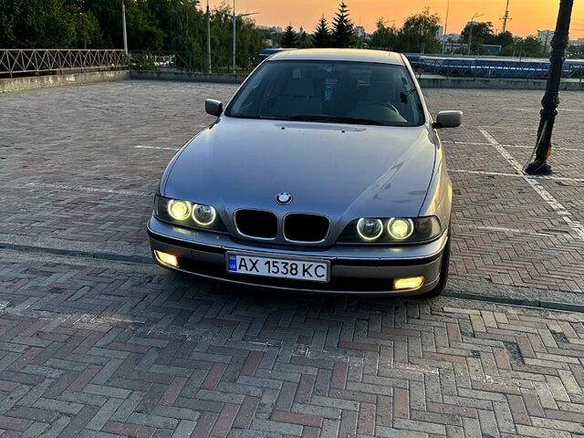 Сірий БМВ 5 Серія, об'ємом двигуна 2.5 л та пробігом 40 тис. км за 3500 $, фото 1 на Automoto.ua