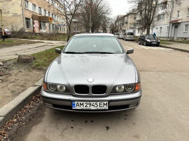 Серый БМВ 5 Серия, объемом двигателя 2.5 л и пробегом 3 тыс. км за 4200 $, фото 1 на Automoto.ua