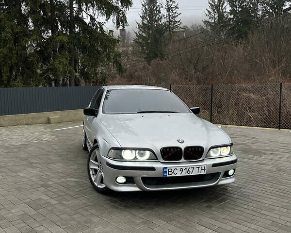 Серый БМВ 5 Серия, объемом двигателя 2.5 л и пробегом 340 тыс. км за 4499 $, фото 1 на Automoto.ua