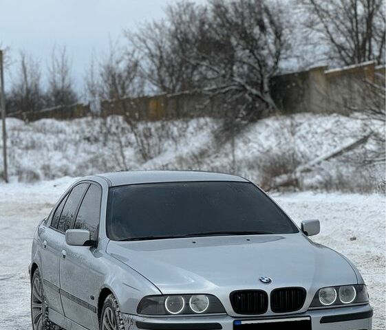 Сірий БМВ 5 Серія, об'ємом двигуна 2.8 л та пробігом 528 тис. км за 6000 $, фото 1 на Automoto.ua