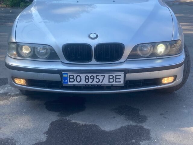 Серый БМВ 5 Серия, объемом двигателя 2.5 л и пробегом 370 тыс. км за 3800 $, фото 1 на Automoto.ua