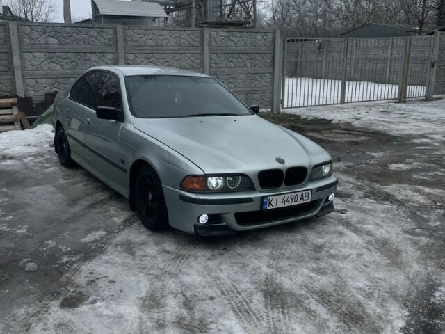 Сірий БМВ 5 Серія, об'ємом двигуна 2 л та пробігом 280 тис. км за 4400 $, фото 1 на Automoto.ua