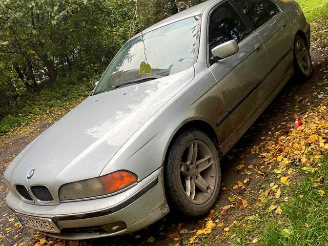 Сірий БМВ 5 Серія, об'ємом двигуна 2.5 л та пробігом 0 тис. км за 4000 $, фото 1 на Automoto.ua