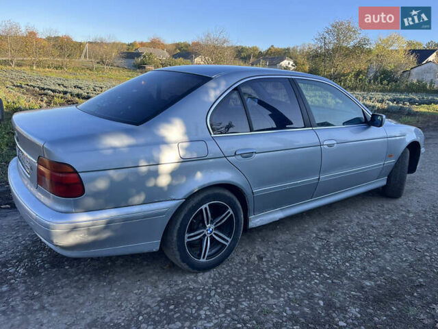 Серый БМВ 5 Серия, объемом двигателя 1.99 л и пробегом 380 тыс. км за 2850 $, фото 1 на Automoto.ua