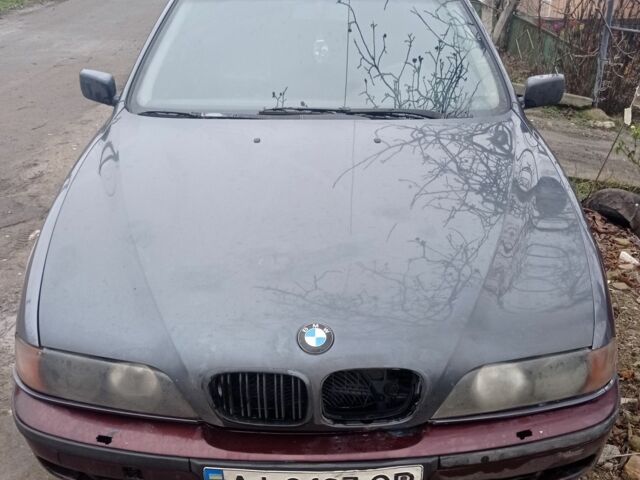 Сірий БМВ 5 Серія, об'ємом двигуна 2.5 л та пробігом 300 тис. км за 3000 $, фото 1 на Automoto.ua