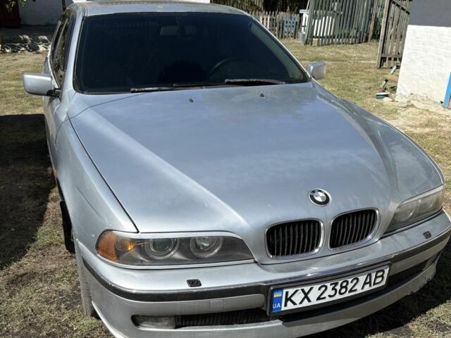 Серый БМВ 5 Серия, объемом двигателя 2.2 л и пробегом 300 тыс. км за 4000 $, фото 1 на Automoto.ua