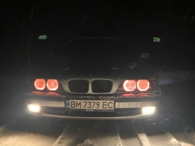 Серый БМВ 5 Серия, объемом двигателя 2 л и пробегом 378 тыс. км за 3700 $, фото 1 на Automoto.ua