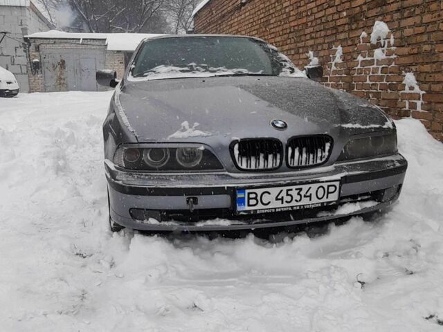Сірий БМВ 5 Серія, об'ємом двигуна 2.8 л та пробігом 3 тис. км за 2500 $, фото 1 на Automoto.ua
