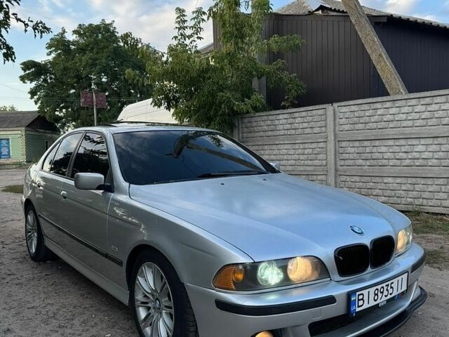 Сірий БМВ 5 Серія, об'ємом двигуна 3.5 л та пробігом 400 тис. км за 4600 $, фото 1 на Automoto.ua