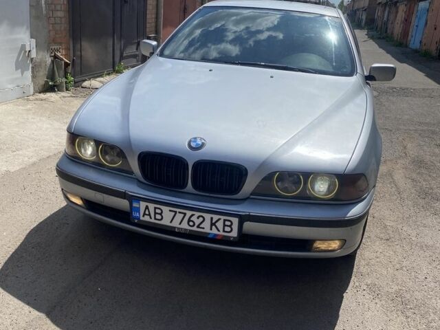 Серый БМВ 5 Серия, объемом двигателя 2 л и пробегом 495 тыс. км за 3950 $, фото 1 на Automoto.ua