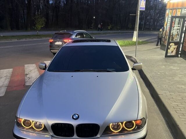 Сірий БМВ 5 Серія, об'ємом двигуна 2.5 л та пробігом 290 тис. км за 5600 $, фото 1 на Automoto.ua