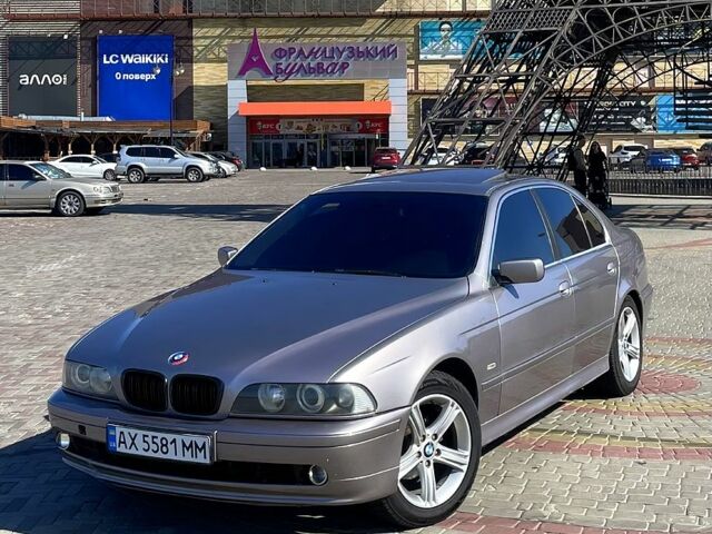 Серый БМВ 5 Серия, объемом двигателя 2 л и пробегом 430 тыс. км за 3999 $, фото 1 на Automoto.ua