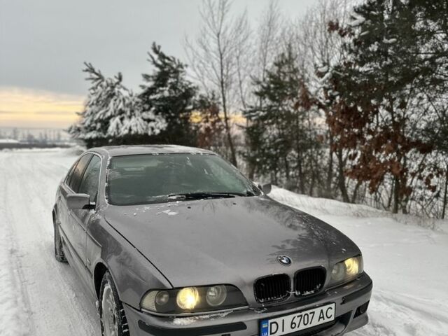Сірий БМВ 5 Серія, об'ємом двигуна 2.8 л та пробігом 350 тис. км за 2690 $, фото 1 на Automoto.ua