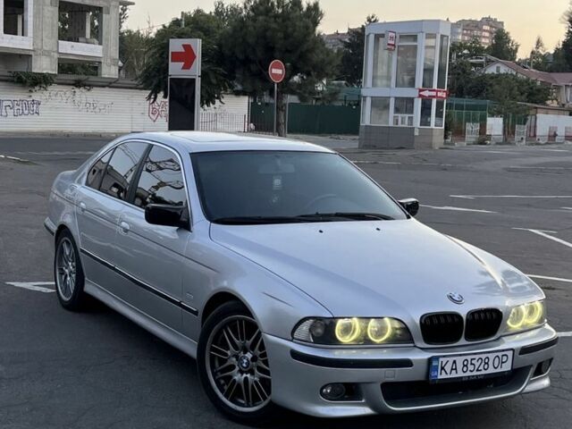 Серый БМВ 5 Серия, объемом двигателя 2.8 л и пробегом 340 тыс. км за 4500 $, фото 1 на Automoto.ua