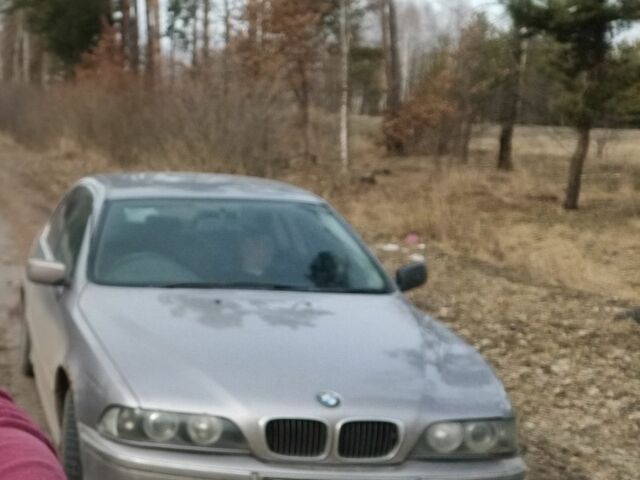 Серый БМВ 5 Серия, объемом двигателя 2.5 л и пробегом 67 тыс. км за 2300 $, фото 1 на Automoto.ua