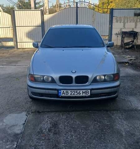 Серый БМВ 5 Серия, объемом двигателя 1.99 л и пробегом 510 тыс. км за 3550 $, фото 1 на Automoto.ua