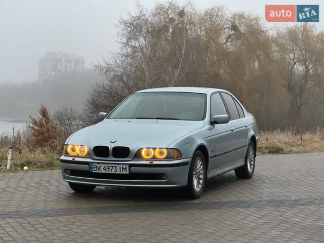 Сірий БМВ 5 Серія, об'ємом двигуна 2.5 л та пробігом 264 тис. км за 6000 $, фото 1 на Automoto.ua