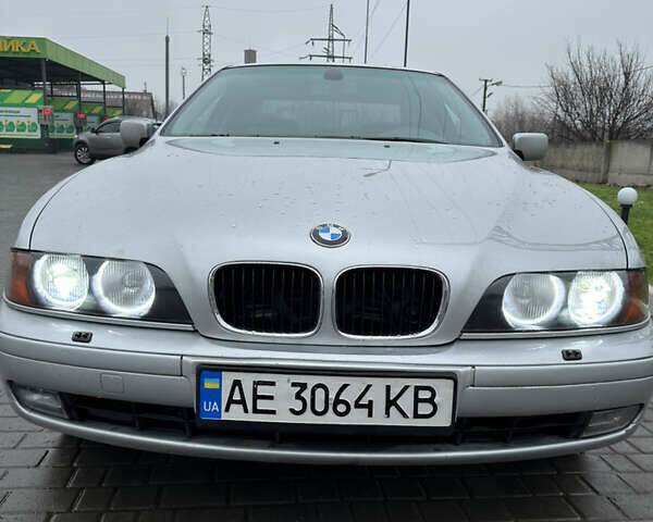 Сірий БМВ 5 Серія, об'ємом двигуна 2.93 л та пробігом 350 тис. км за 6200 $, фото 1 на Automoto.ua