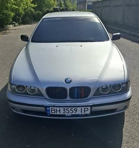 Серый БМВ 5 Серия, объемом двигателя 2.8 л и пробегом 450 тыс. км за 5500 $, фото 1 на Automoto.ua