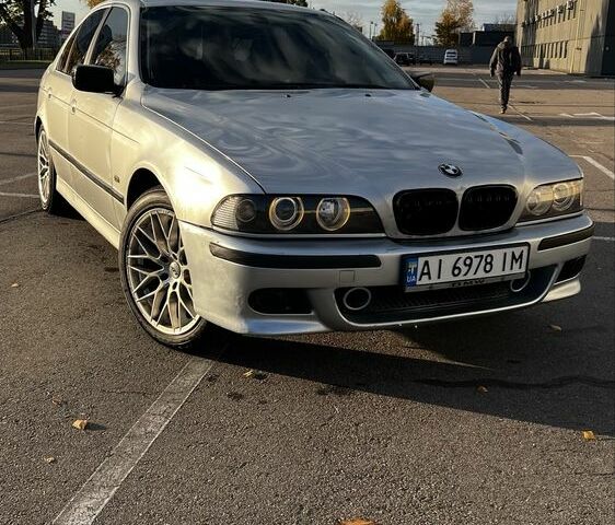 Сірий БМВ 5 Серія, об'ємом двигуна 2.5 л та пробігом 460 тис. км за 4700 $, фото 1 на Automoto.ua