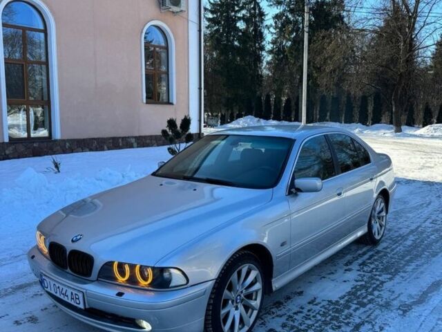Серый БМВ 5 Серия, объемом двигателя 2.5 л и пробегом 345 тыс. км за 5000 $, фото 1 на Automoto.ua