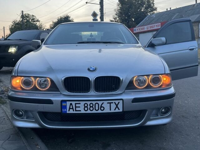 Серый БМВ 5 Серия, объемом двигателя 2 л и пробегом 330 тыс. км за 5500 $, фото 1 на Automoto.ua