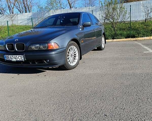 Сірий БМВ 5 Серія, об'ємом двигуна 2.5 л та пробігом 350 тис. км за 4699 $, фото 1 на Automoto.ua