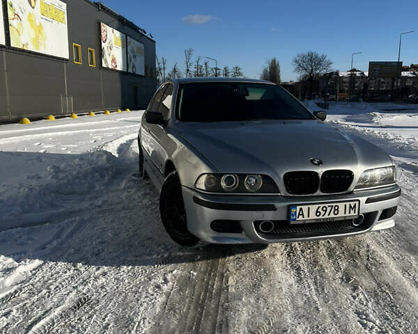 Серый БМВ 5 Серия, объемом двигателя 2.49 л и пробегом 466 тыс. км за 4700 $, фото 1 на Automoto.ua