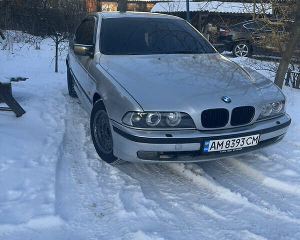 Сірий БМВ 5 Серія, об'ємом двигуна 2.5 л та пробігом 470 тис. км за 5000 $, фото 1 на Automoto.ua