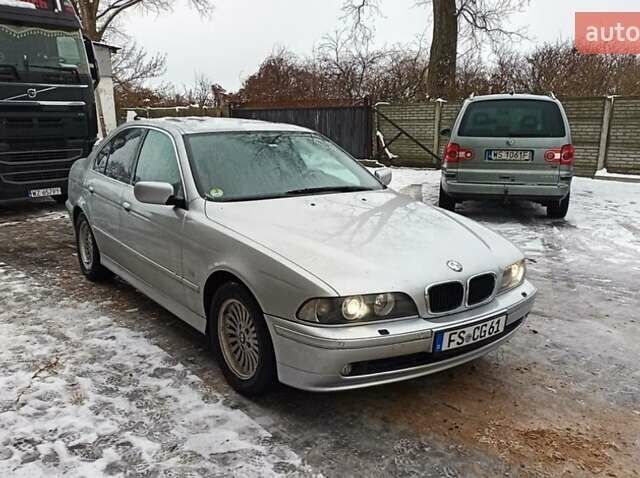 Сірий БМВ 5 Серія, об'ємом двигуна 3 л та пробігом 290 тис. км за 2200 $, фото 1 на Automoto.ua