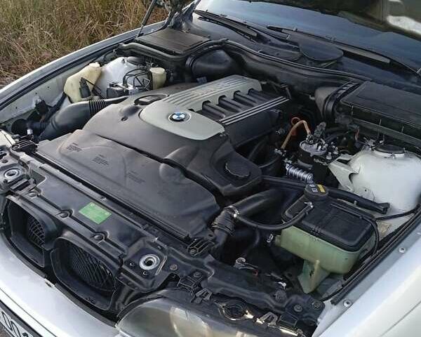 Серый БМВ 5 Серия, объемом двигателя 2.9 л и пробегом 485 тыс. км за 6886 $, фото 1 на Automoto.ua