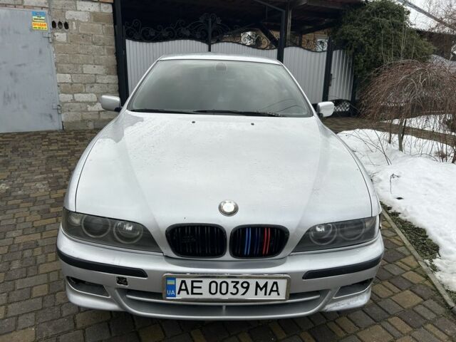 Серый БМВ 5 Серия, объемом двигателя 3 л и пробегом 1 тыс. км за 3700 $, фото 1 на Automoto.ua