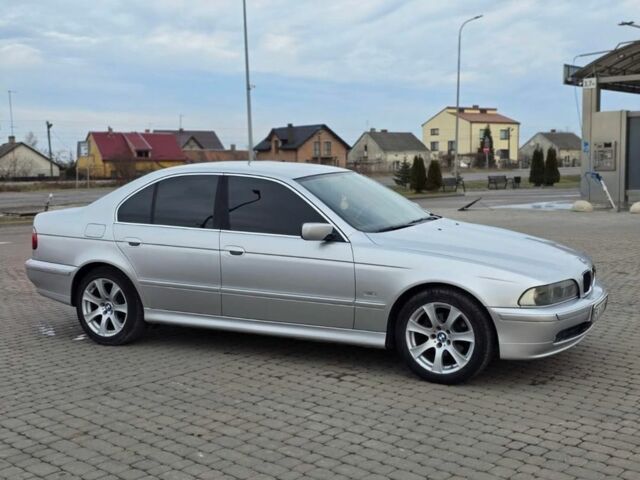 Серый БМВ 5 Серия, объемом двигателя 2 л и пробегом 286 тыс. км за 4000 $, фото 1 на Automoto.ua