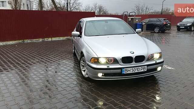 Сірий БМВ 5 Серія, об'ємом двигуна 2.93 л та пробігом 315 тис. км за 4999 $, фото 1 на Automoto.ua