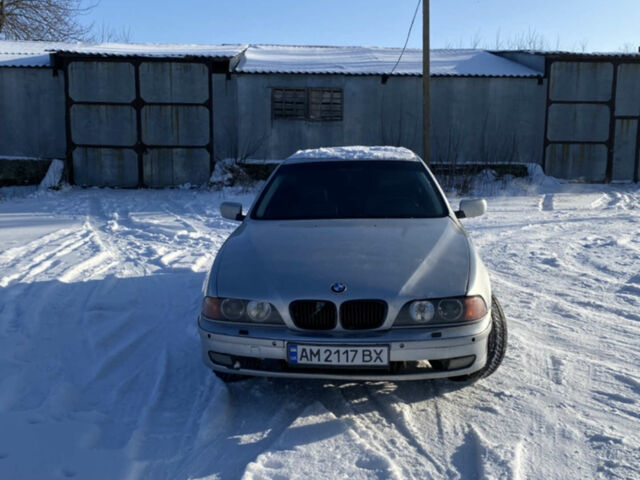 Серый БМВ 5 Серия, объемом двигателя 2.49 л и пробегом 514 тыс. км за 3100 $, фото 1 на Automoto.ua