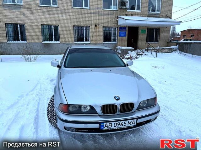 Серый БМВ 5 Серия, объемом двигателя 2 л и пробегом 310 тыс. км за 4500 $, фото 1 на Automoto.ua
