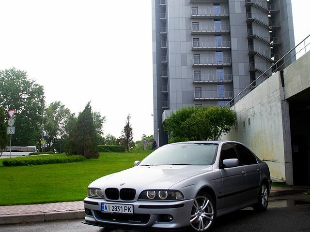 Сірий БМВ 5 Серія, об'ємом двигуна 2.9 л та пробігом 380 тис. км за 6666 $, фото 1 на Automoto.ua