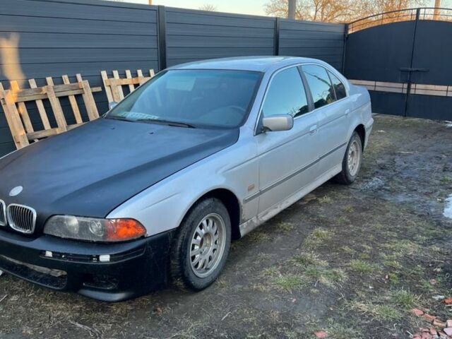 Сірий БМВ 5 Серія, об'ємом двигуна 2.8 л та пробігом 200 тис. км за 3400 $, фото 1 на Automoto.ua