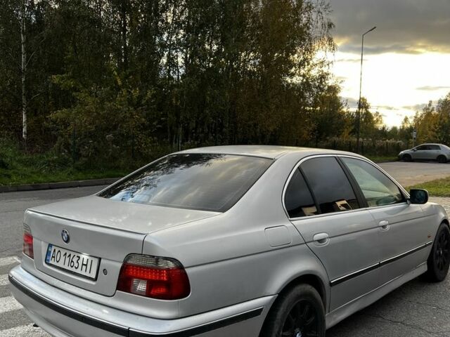 Серый БМВ 5 Серия, объемом двигателя 2.9 л и пробегом 350 тыс. км за 4600 $, фото 1 на Automoto.ua