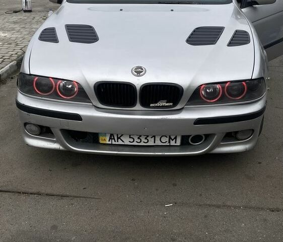 Серый БМВ 5 Серия, объемом двигателя 2.8 л и пробегом 187 тыс. км за 4083 $, фото 1 на Automoto.ua