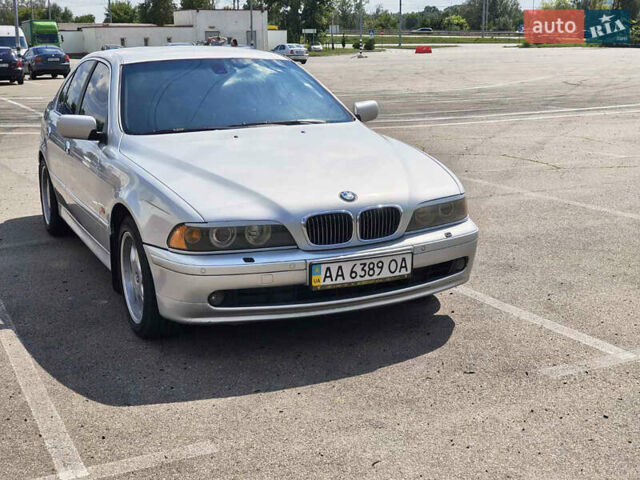 Серый БМВ 5 Серия, объемом двигателя 2.2 л и пробегом 301 тыс. км за 6000 $, фото 1 на Automoto.ua