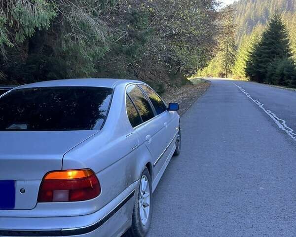 Серый БМВ 5 Серия, объемом двигателя 1.65 л и пробегом 346 тыс. км за 7500 $, фото 1 на Automoto.ua