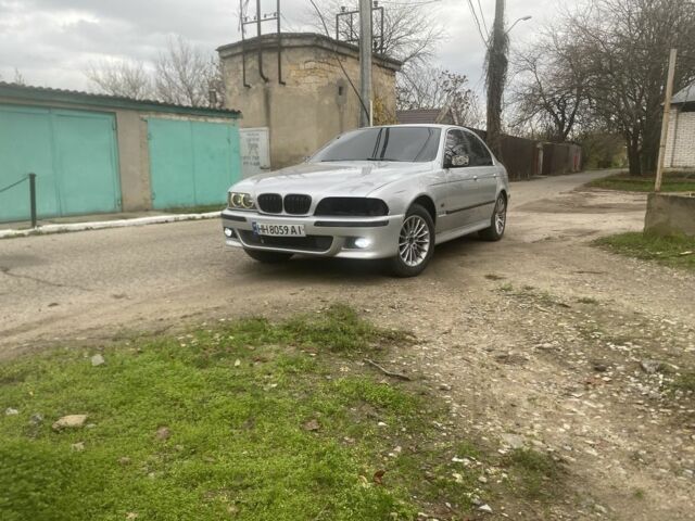 Серый БМВ 5 Серия, объемом двигателя 2.9 л и пробегом 3 тыс. км за 5500 $, фото 1 на Automoto.ua