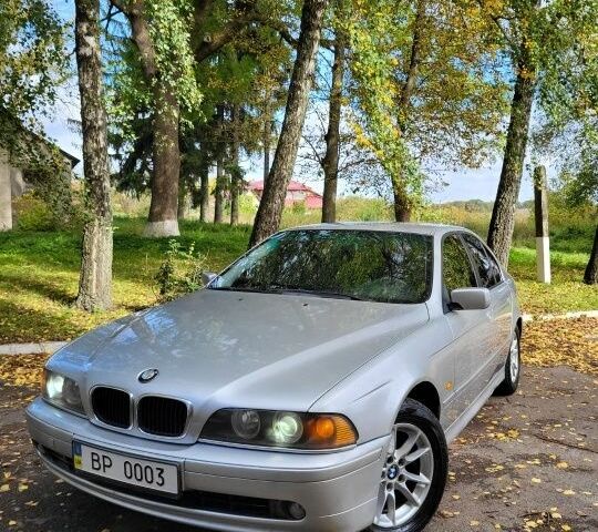 Серый БМВ 5 Серия, объемом двигателя 2.5 л и пробегом 390 тыс. км за 3700 $, фото 1 на Automoto.ua