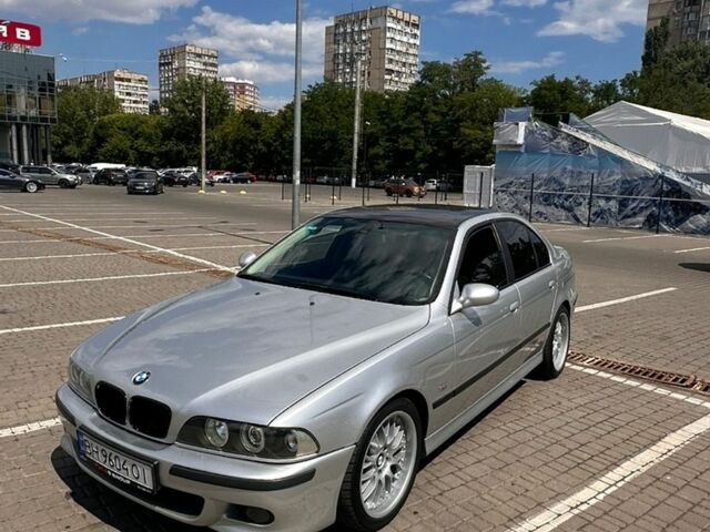 Серый БМВ 5 Серия, объемом двигателя 3 л и пробегом 418 тыс. км за 5800 $, фото 1 на Automoto.ua